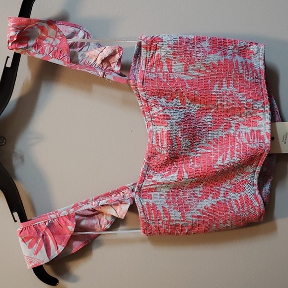 Kendall & Kylie NWT Ruffle Strap Crop Top - Picture 5 of 5